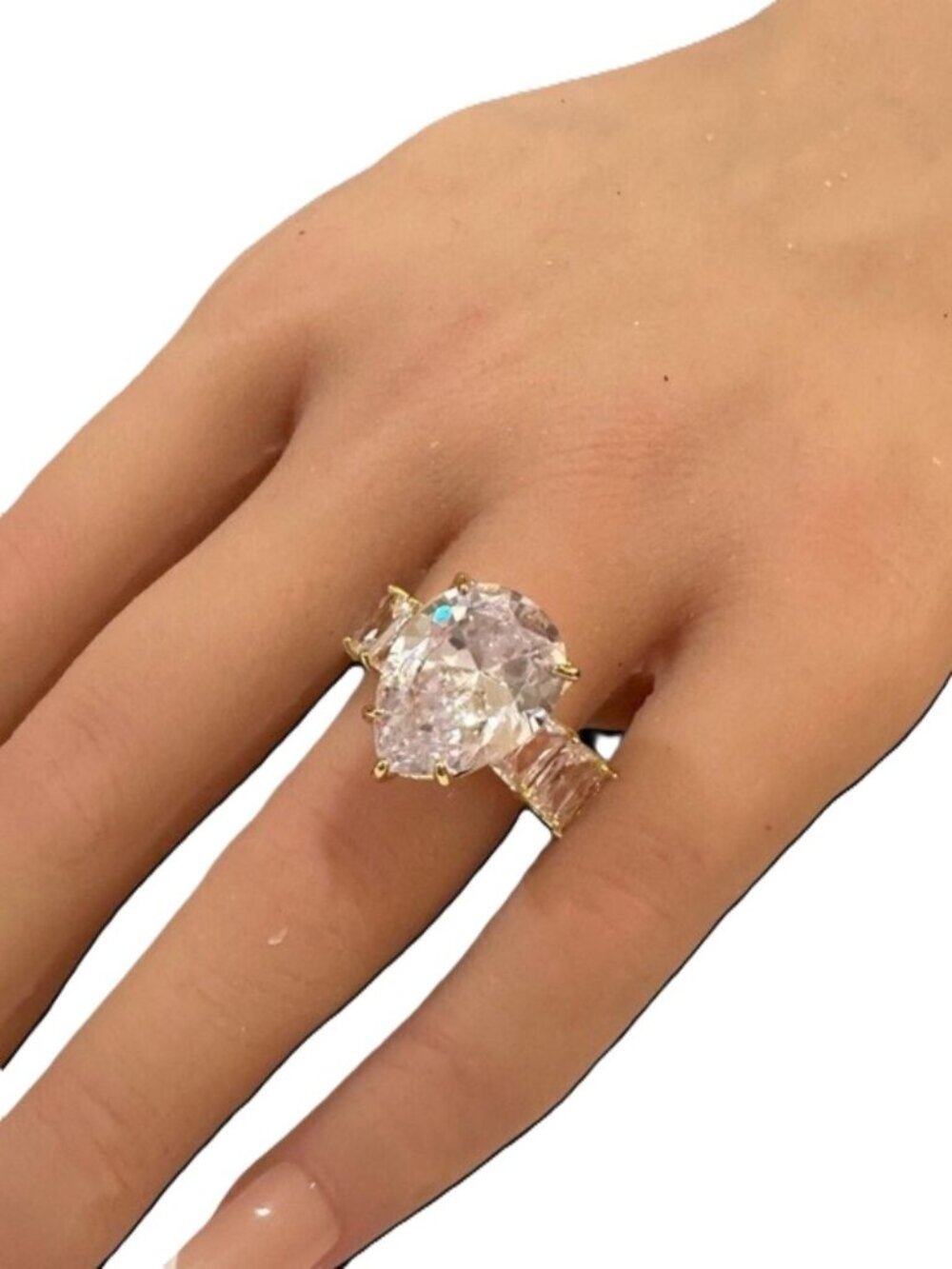 Pear Cut Center Ring Gold Tone Simulated Stone Size 8 AB Sparkle